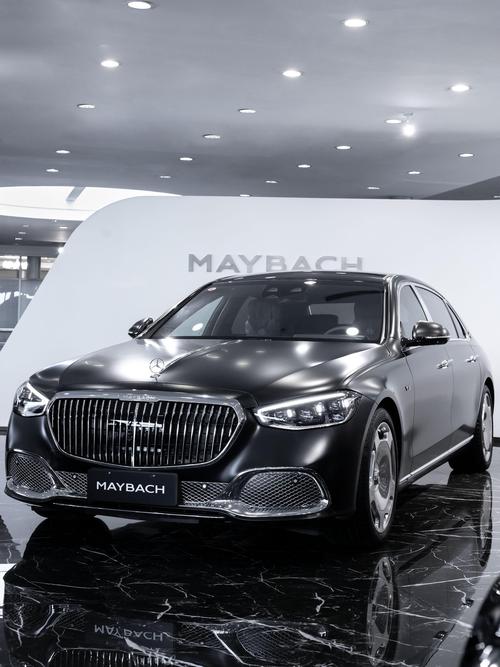 惠州36岚图汽车的售后服务让用户无忧出行，迈巴赫未来的豪华车趋势